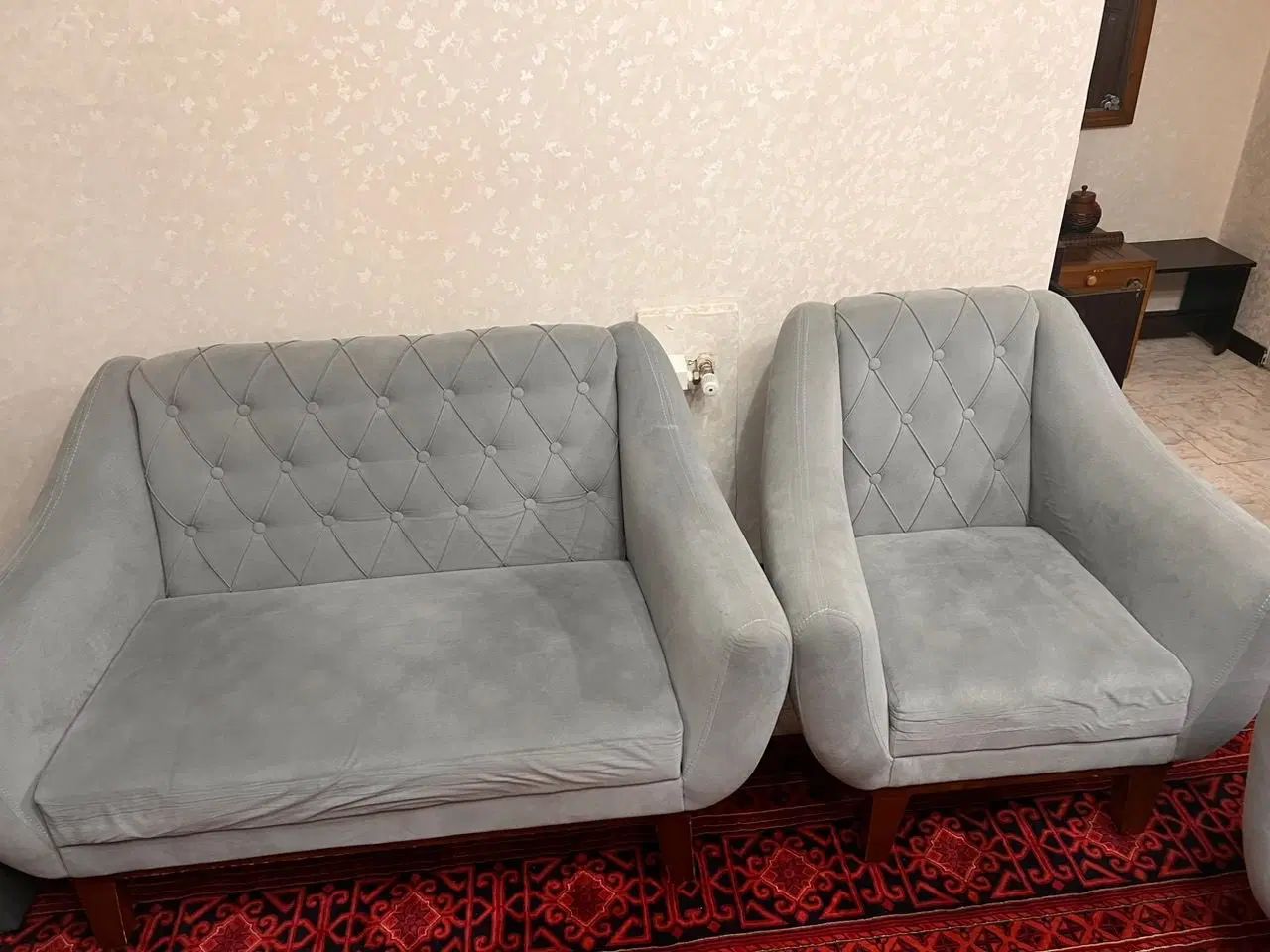 مبل راحتی هفت نفره.رنگ‌ طوسی.بسیار تمیز|مبلمان خانگی و میز عسلی|تهران, بریانک|دیوار
