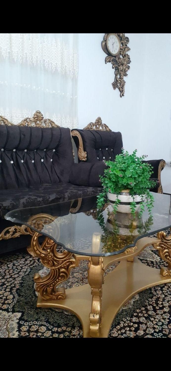 مبل راحتی|مبلمان خانگی و میز عسلی|بهار, |دیوار