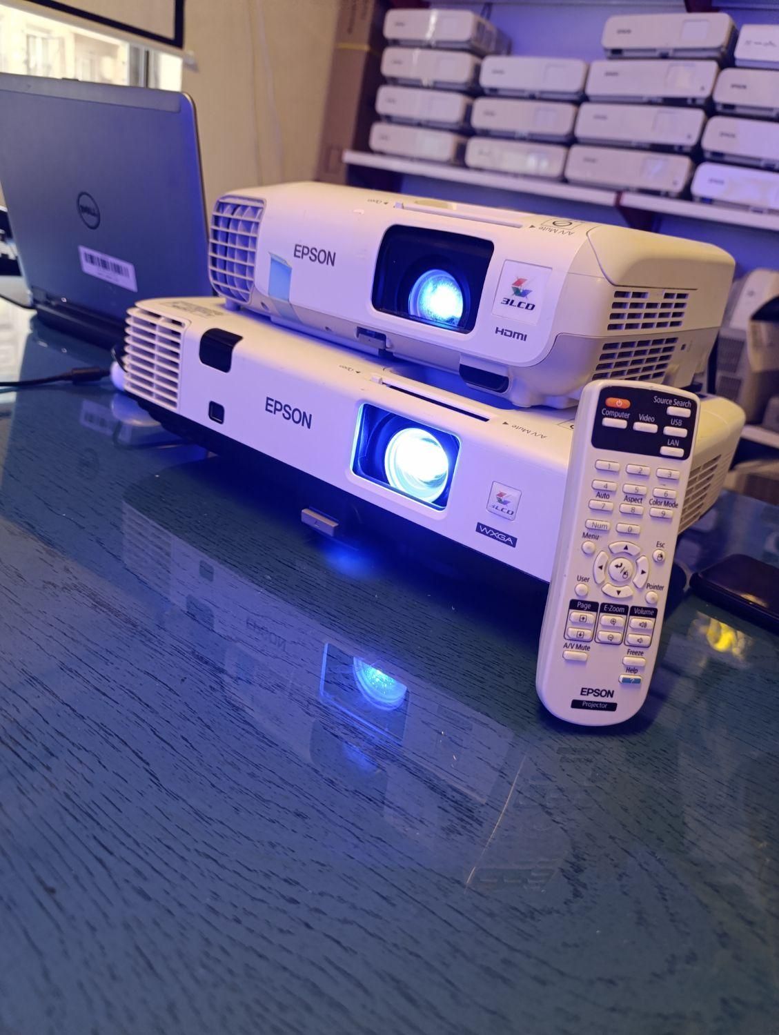 فروش ویدئو پروژکتور های حرفه ای با گارانتی|تلویزیون و پروژکتور|تهران, فلسطین (میدان انقلاب)|دیوار