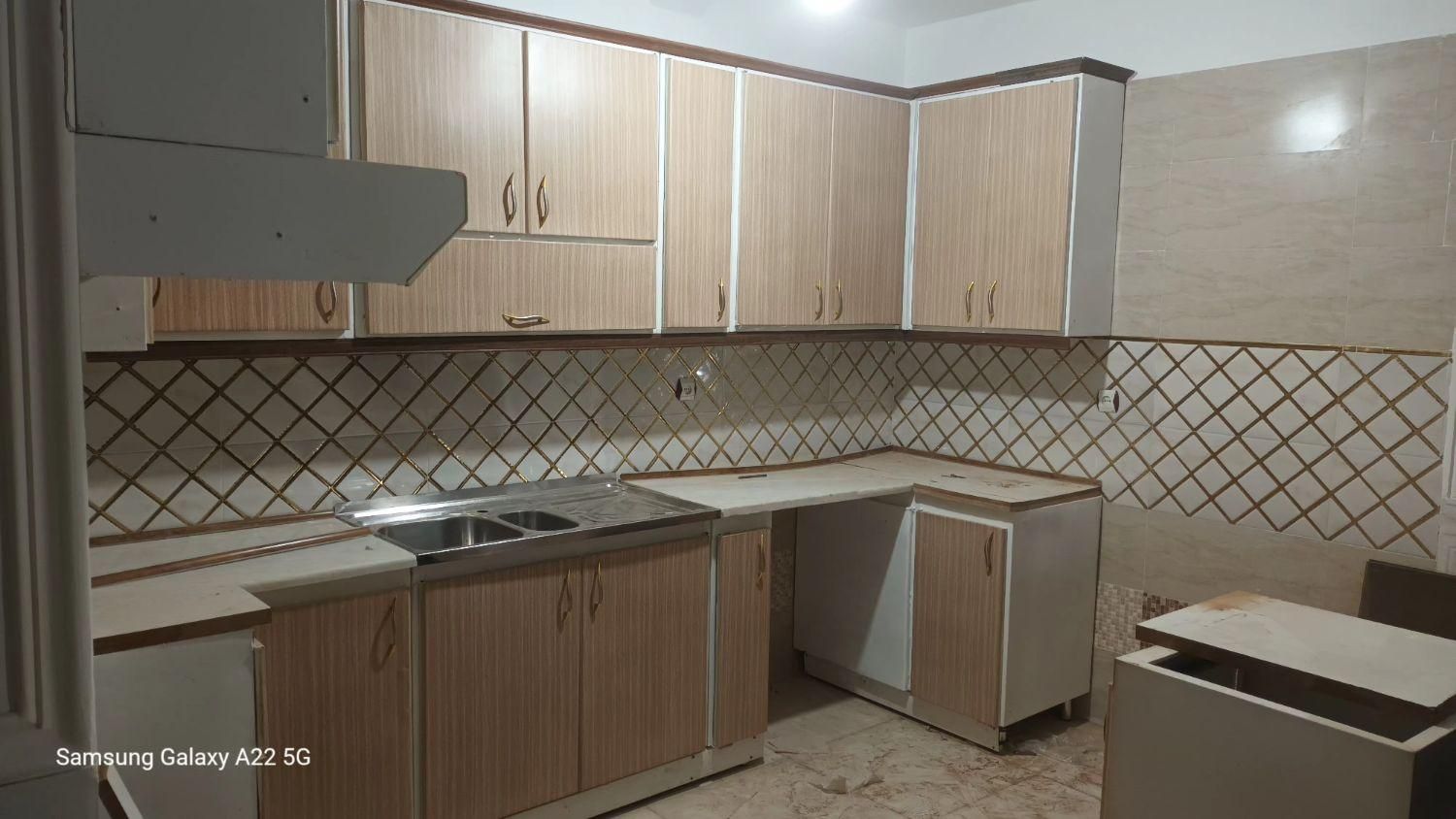 نصب انواع کابینت فلز و ام دی اف ودست دوم|خدمات پیشه و مهارت|پیشوا, |دیوار