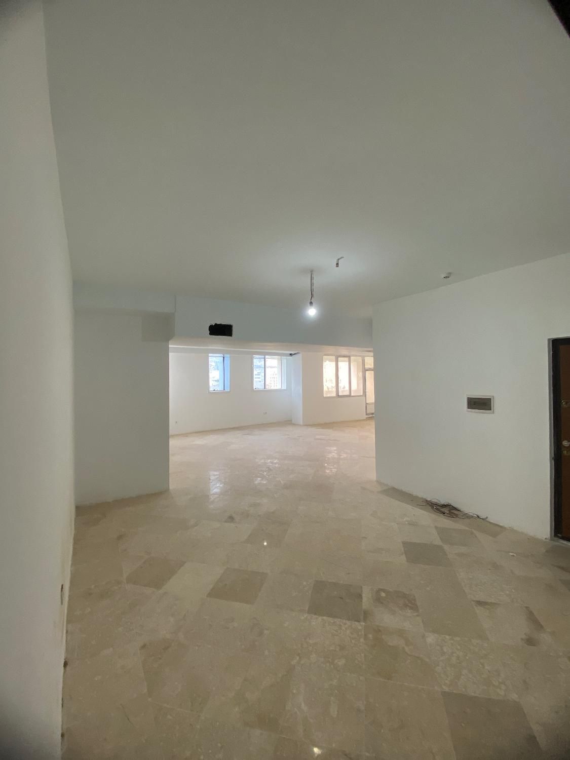 اداری 100متری کلید نخورده|فروش دفتر کار، اتاق اداری، مطب|کرج, اتحاد|دیوار