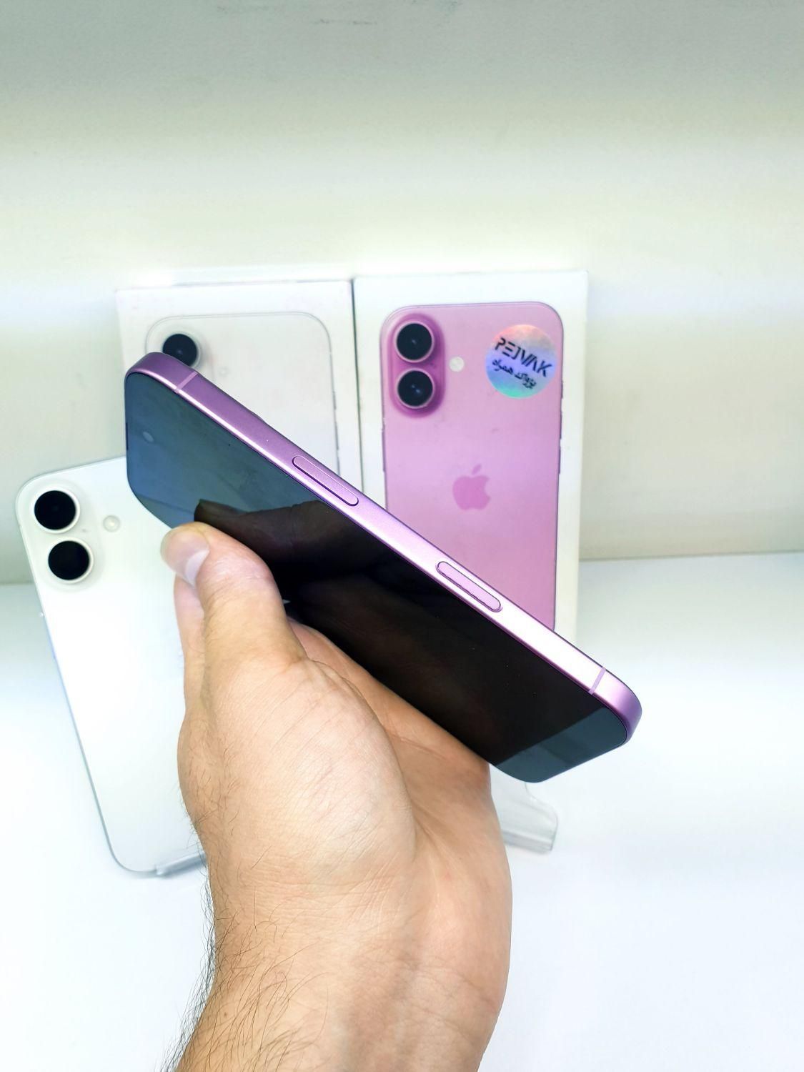 اپل iPhone 16 حافظهٔ ۱۲۸ گیگابایت « صورتی و سفید »|موبایل|کرج, گوهردشت|دیوار