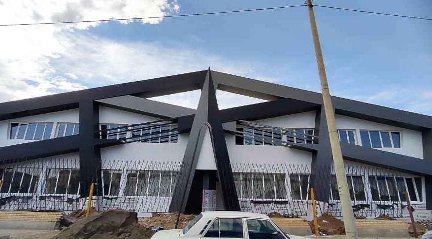 اجرای نمای کامپوزیت ساختمان غلامی با 20 سال سابقه|خدمات پیشه و مهارت|قم, بنیاد|دیوار