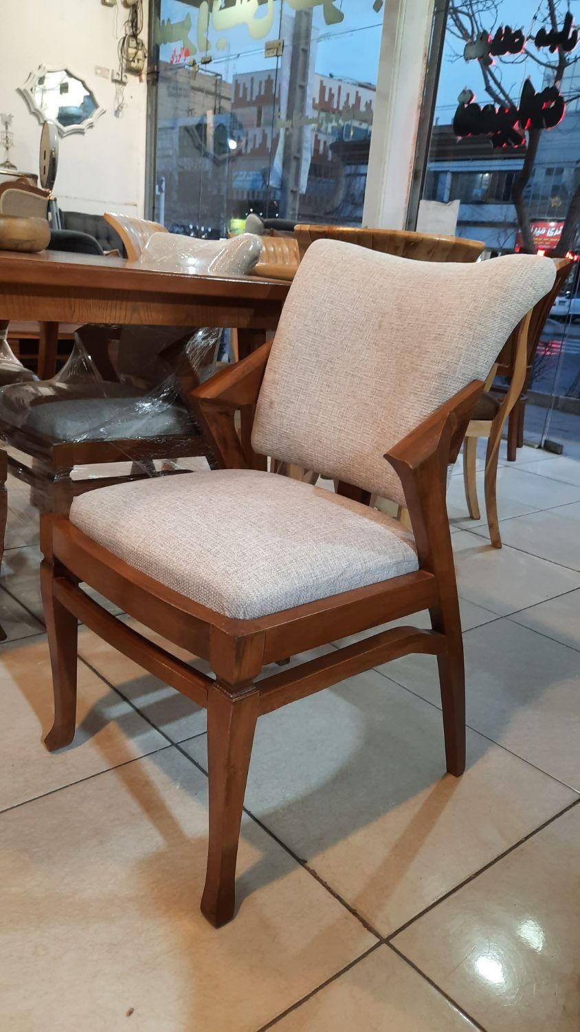 میز ناهارخوری پیچک پلاس|میز و صندلی غذاخوری|مشهد, شهرک رازی (شهرک غرب)|دیوار