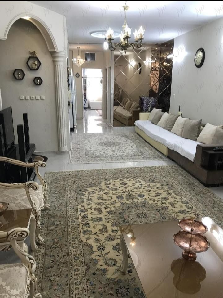 پیروزی/شهدا/زرین نعل ۸۰متر دوخواب با پارکینگ|فروش آپارتمان|تهران, دروازه شمیران|دیوار