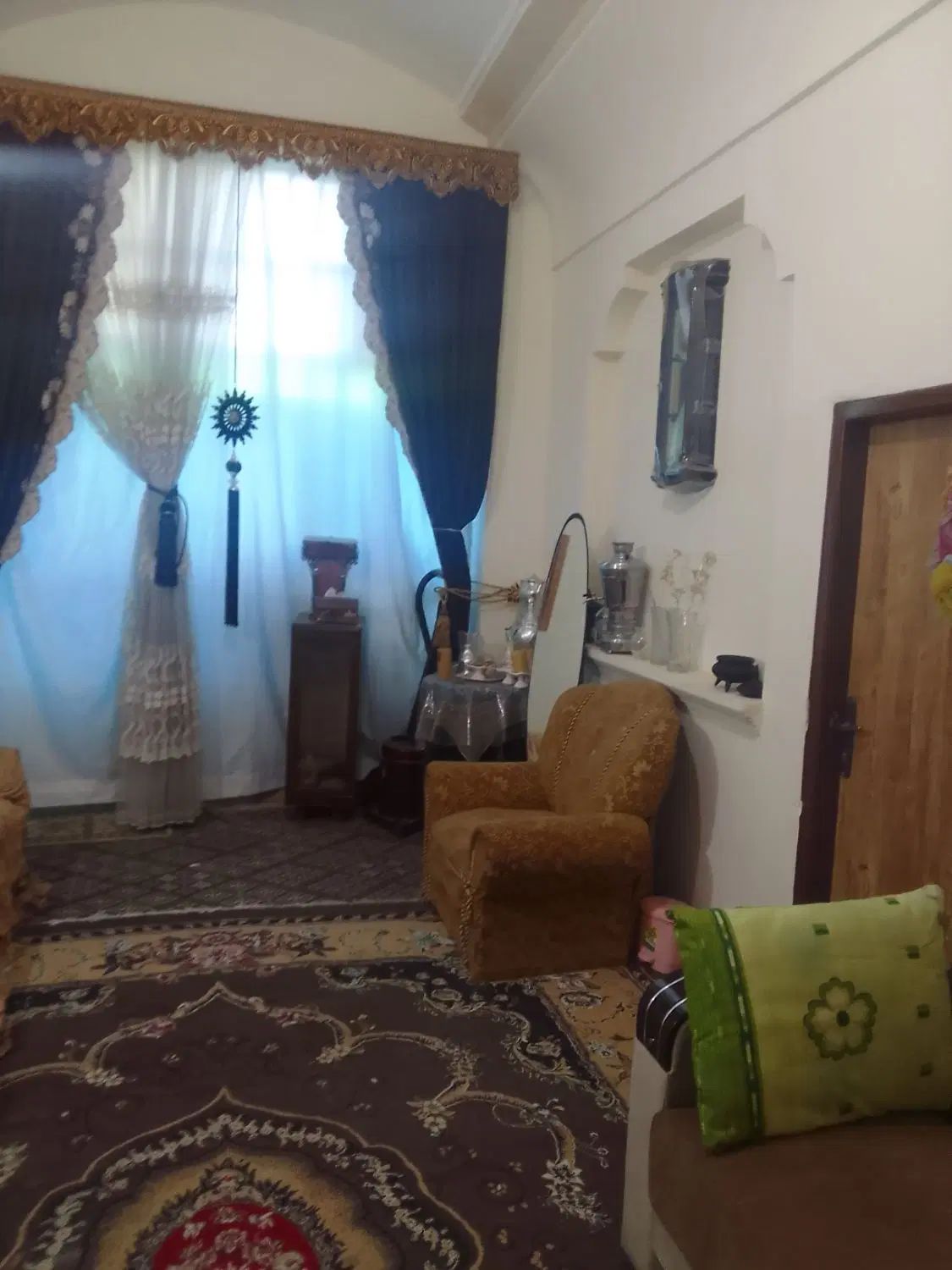 خانه باغ ویلای بزرگ سنتی ساعتی روزانه هفتگی|اجارهٔ کوتاه‌مدت ویلا و باغ|یزد, |دیوار