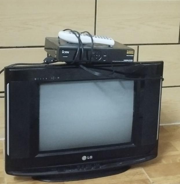 تلویزیون ال‌جی کوچک به همراه گیرنده دیجیتال|پخش‌کننده DVD و ویدیو|بندر ماهشهر, |دیوار