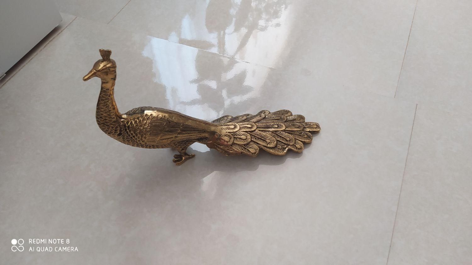 طاووس برنجی سنگین|مجسمه، تندیس، ماکت|ساوه, |دیوار