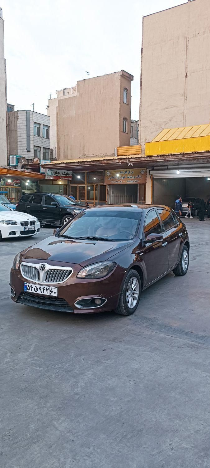برلیانس H330 اتوماتیک 1500cc، مدل ۱۳۹۵|خودرو سواری و وانت|تهران, پیروزی|دیوار
