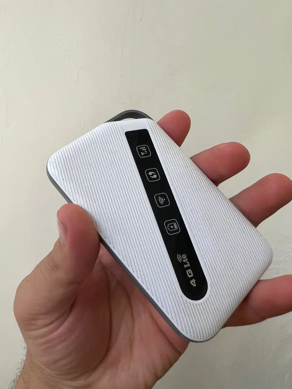 مودم جیبی 4g دی لینک d link lte|مودم و تجهیزات شبکه|اصفهان, وحید|دیوار