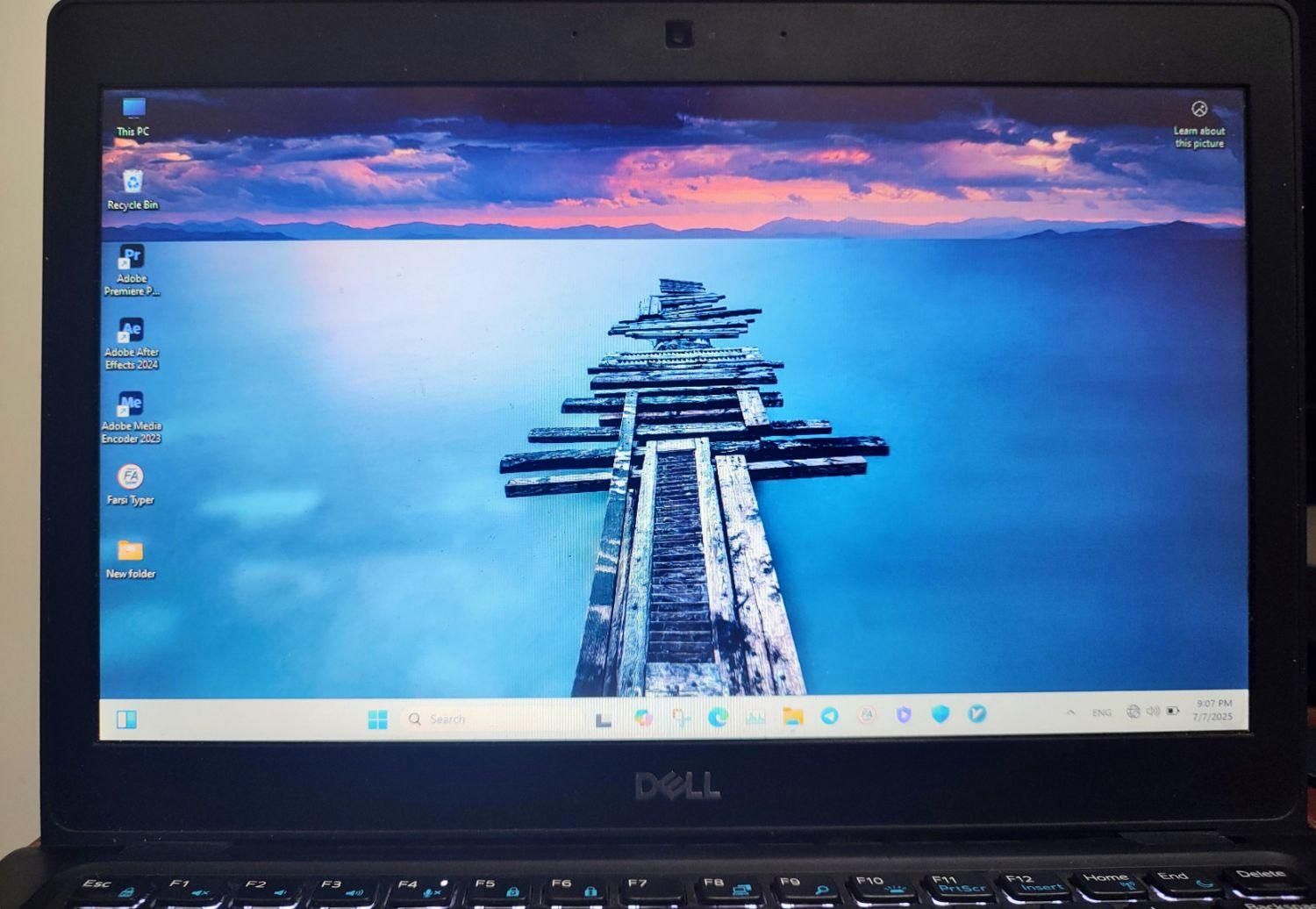 لپ‌تاپ Dell Latitude 5290 سبک، خوش‌دست،  تمیز|رایانه همراه|ساری, |دیوار