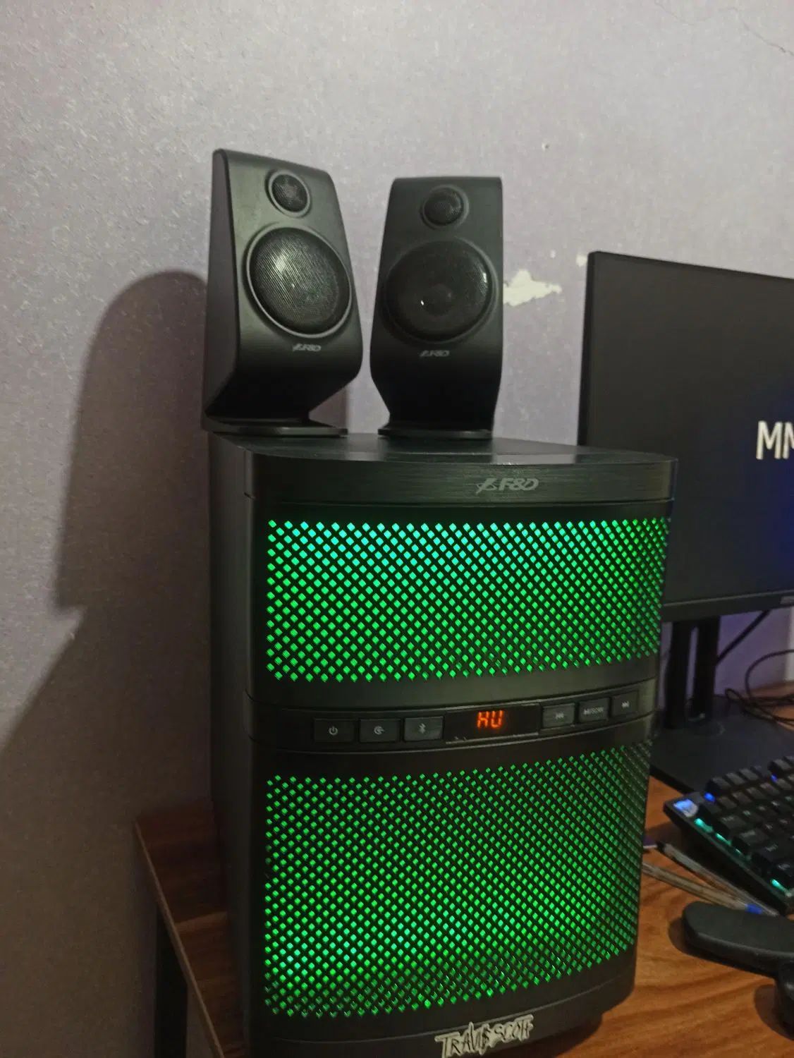 اسپیکر rgb دار فندا نو ، با کارتن و تمام وسائل|سیستم صوتی خانگی|مشهد, شهید مطهری|دیوار