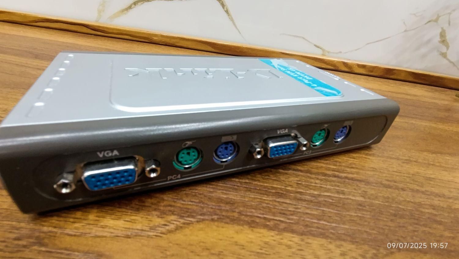 سوئیچ مانیتور دی لینک D-link اصل 4 ورودی به 1|قطعات و لوازم جانبی رایانه|تهران, گیشا|دیوار