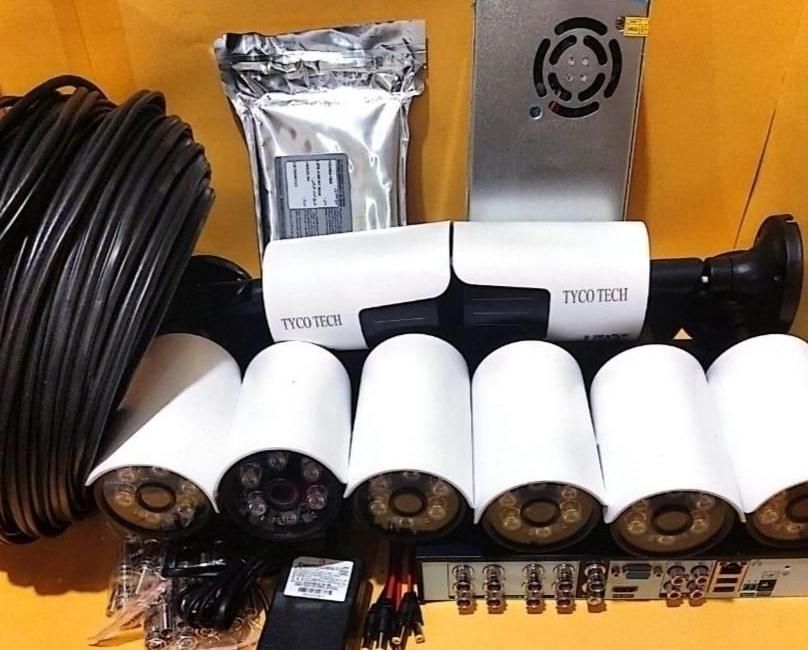 پک دوربین مداربسته 5 مگاپیکسل با آداپتور 12v و20a|دوربین مداربسته|کرمان, |دیوار