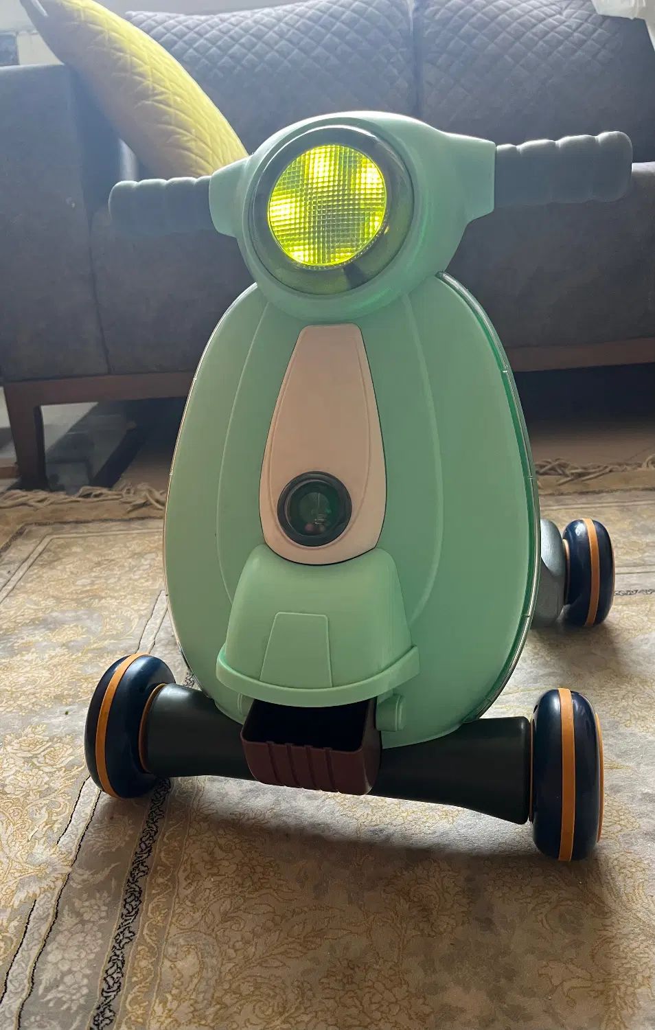 واکر موزیکال بچگانه طرح موتور وسپا baby walker|اسباب و اثاث بچه|تهران, فاطمی|دیوار