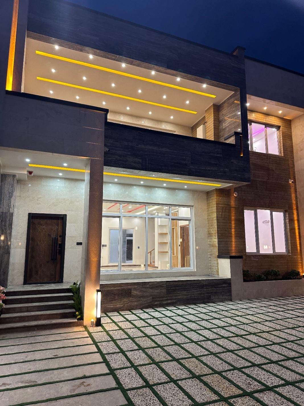 ویلا مدرن تریبلکس با ۴۲۰متر بنا نوساز شاهکار منطقه|فروش خانه و ویلا|ایزدشهر, |دیوار