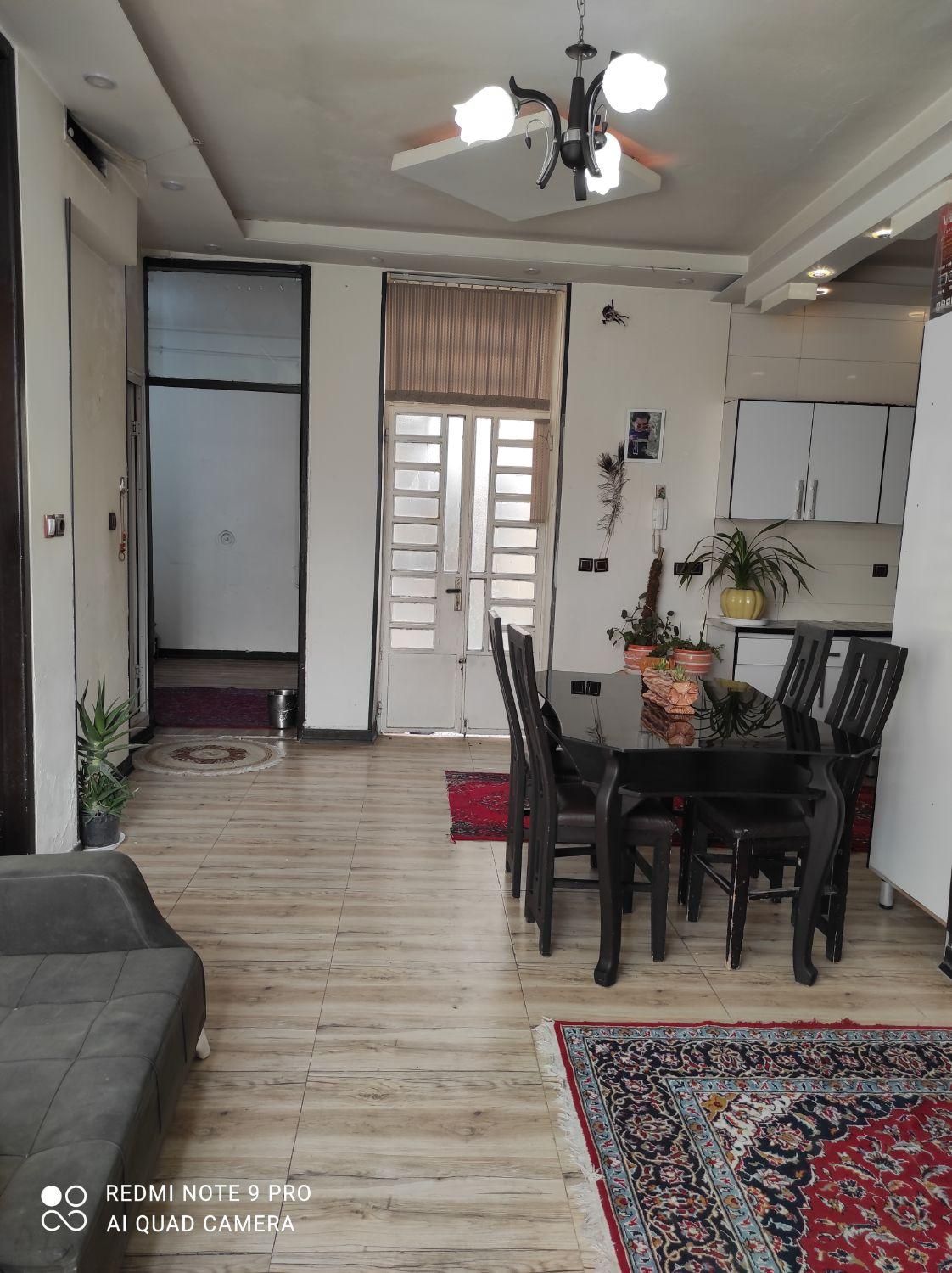 منزل مبله اپارتمان سوییت حیاط دار|اجارهٔ کوتاه‌مدت آپارتمان و سوئیت|شیراز, طلاب|دیوار