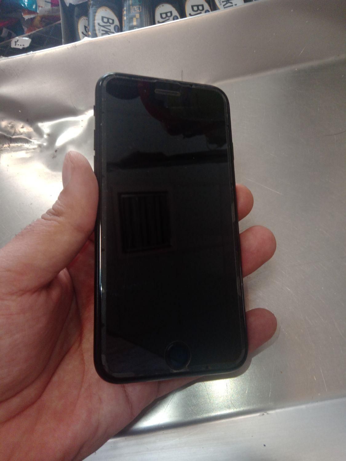 اپل iPhone SE (2020) با حافظهٔ ۶۴ گیگابایت|موبایل|رباط‌کریم, |دیوار