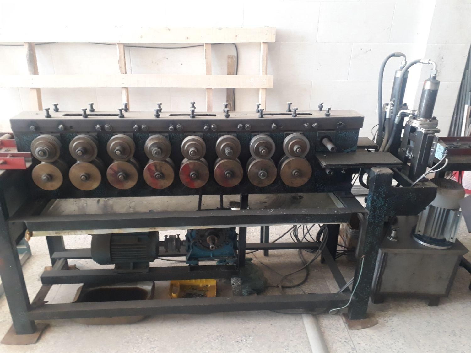 فروش دوعدد دستگاه رول فرمینگ تولید سازه کناف|ماشین‌آلات صنعتی|شاهین‌شهر, گزبرخوار|دیوار