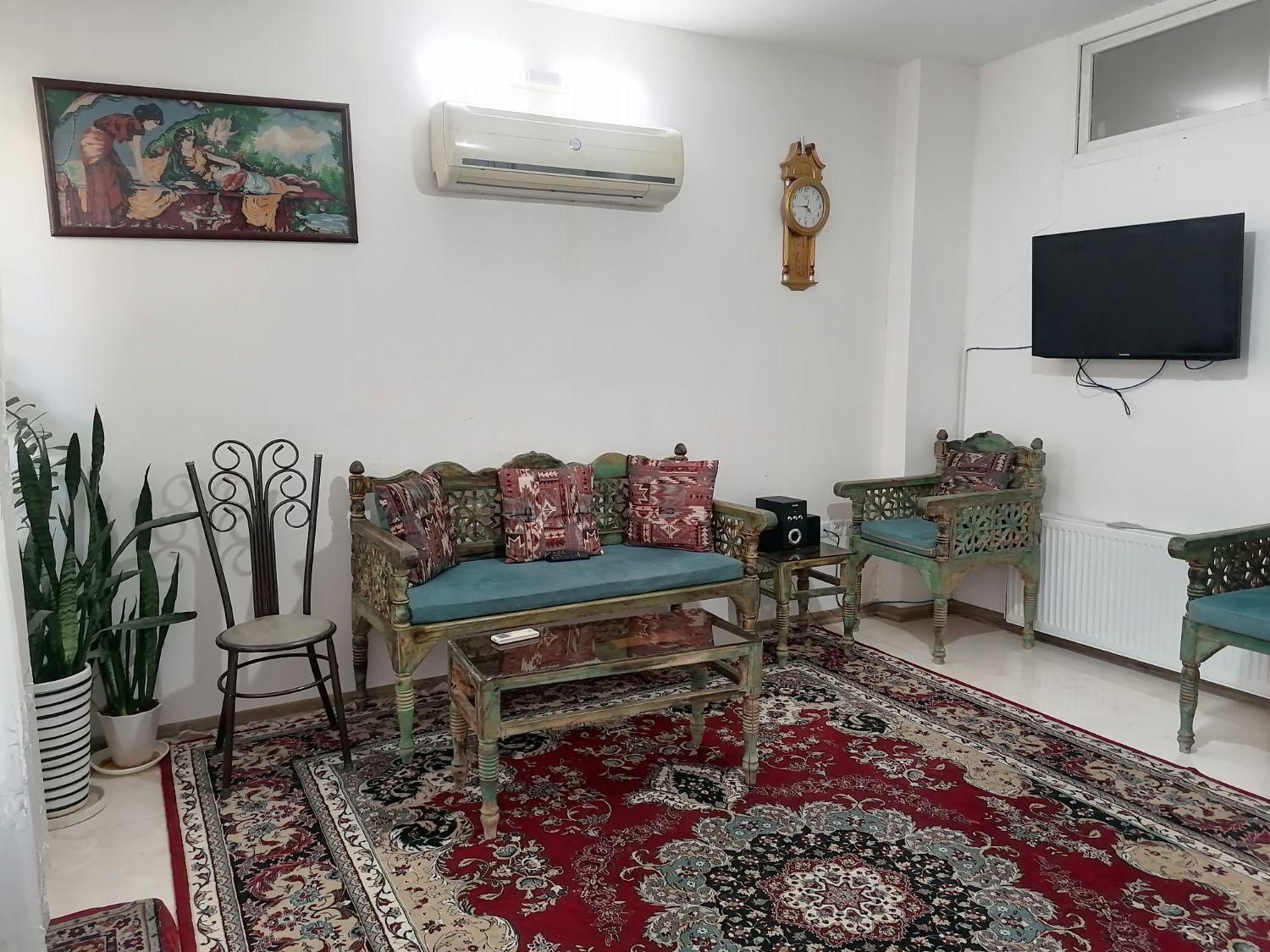 سوئیت حیاط دار شاندیز|اجارهٔ کوتاه‌مدت آپارتمان و سوئیت|شاندیز, |دیوار