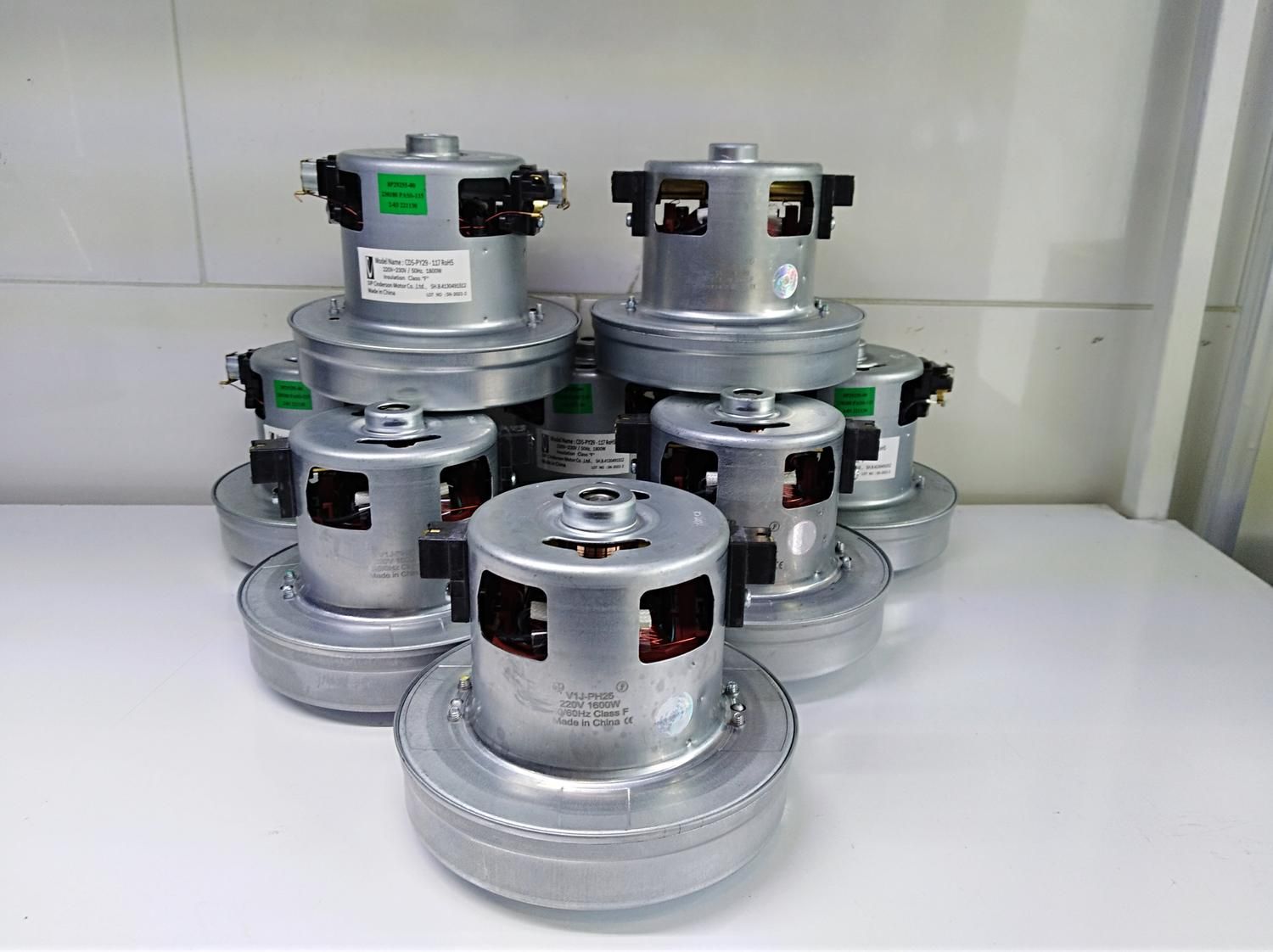 موتور جاروبرقی سیندرسون و گلدایران شرکتی|جاروبرقی، جارو شارژی، بخارشو|زنجان, |دیوار