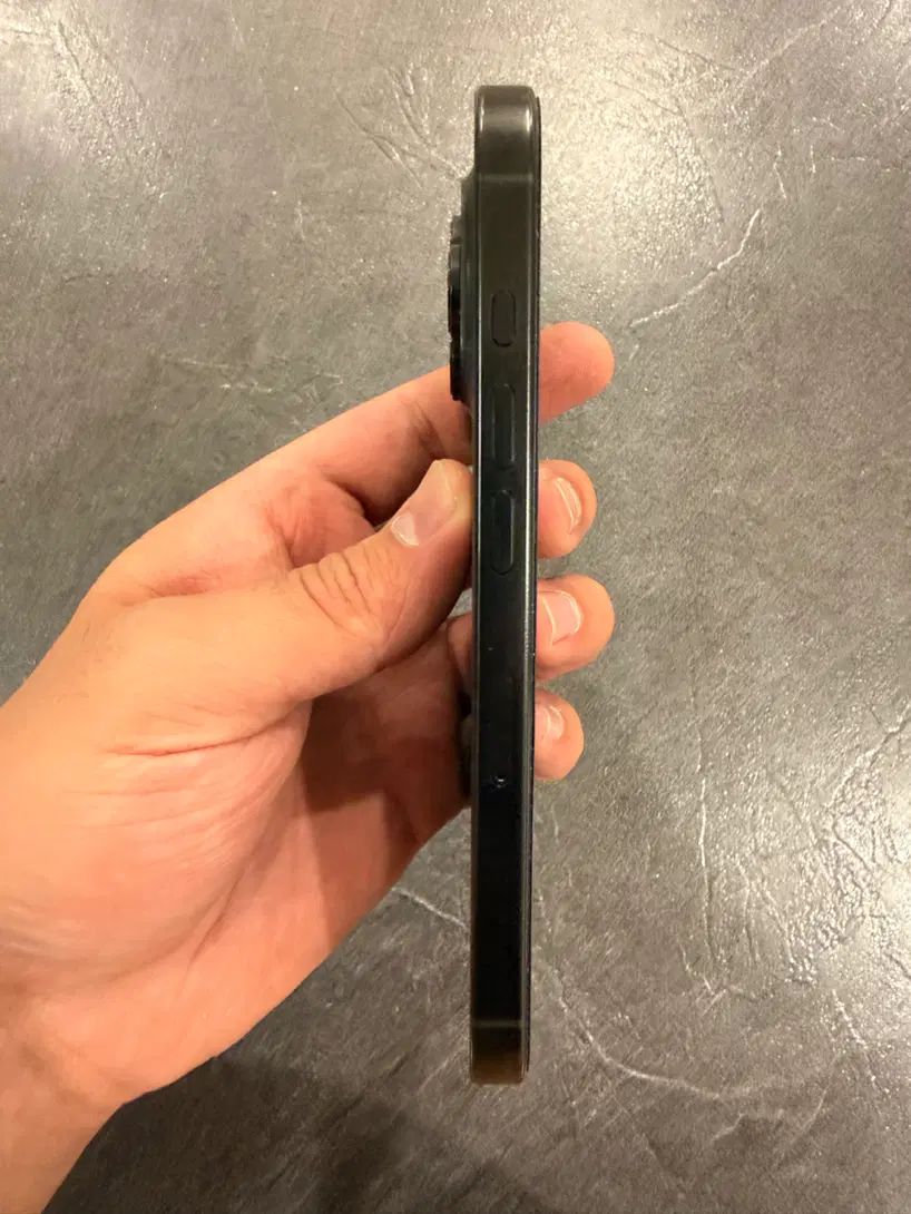 Iphone 16 pro|موبایل|تهران, هفده شهریور|دیوار