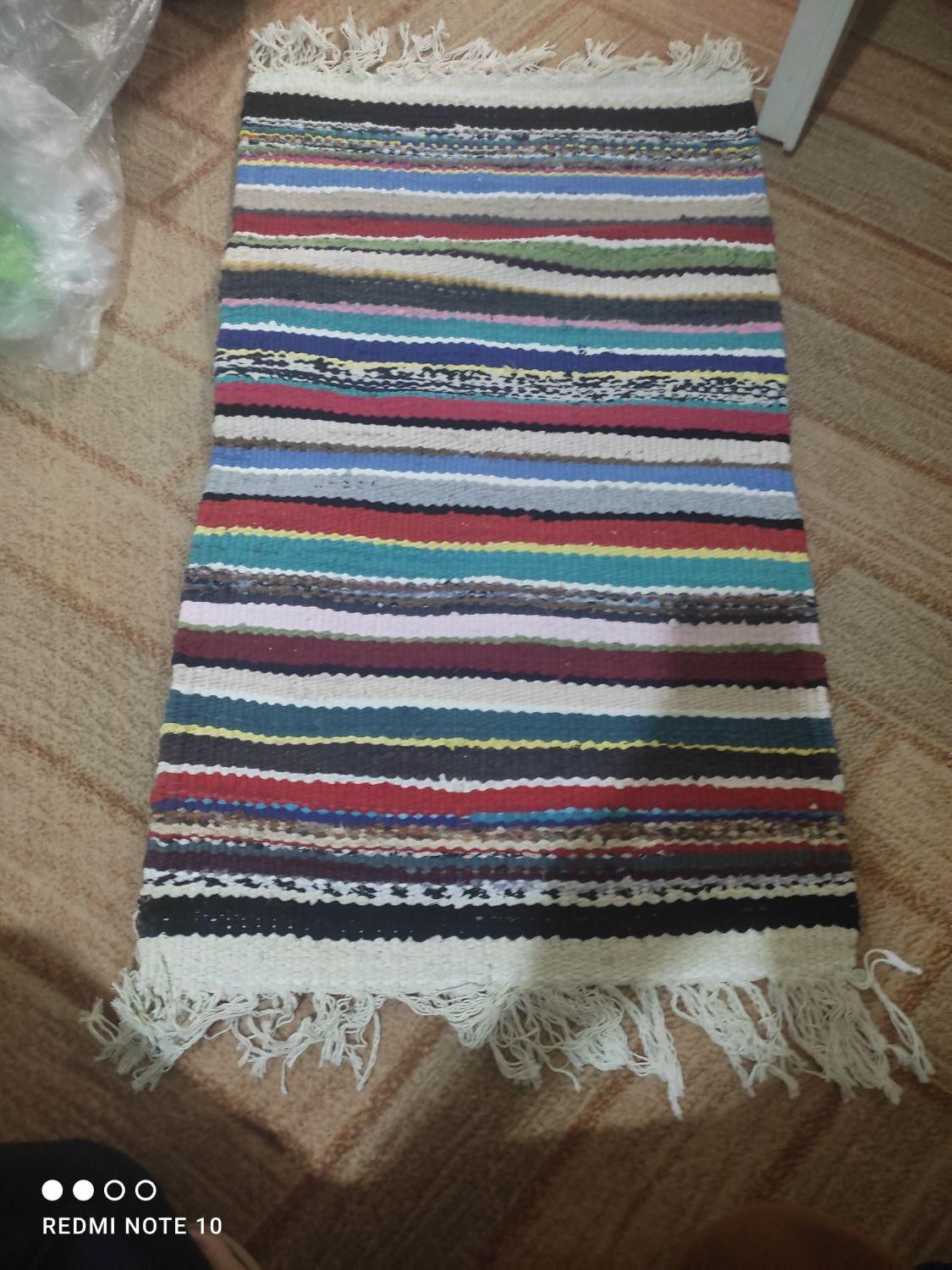 پادری دست یافت|پادری|اصفهان, ارغوانیه|دیوار