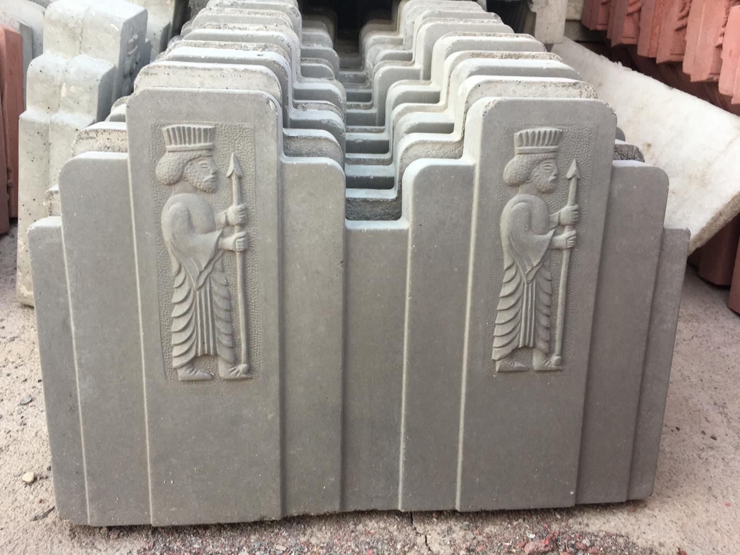 تولید و فروش انواع جدول ونرده دورباغچه|مصالح و تجهیزات ساختمان|میانه, |دیوار