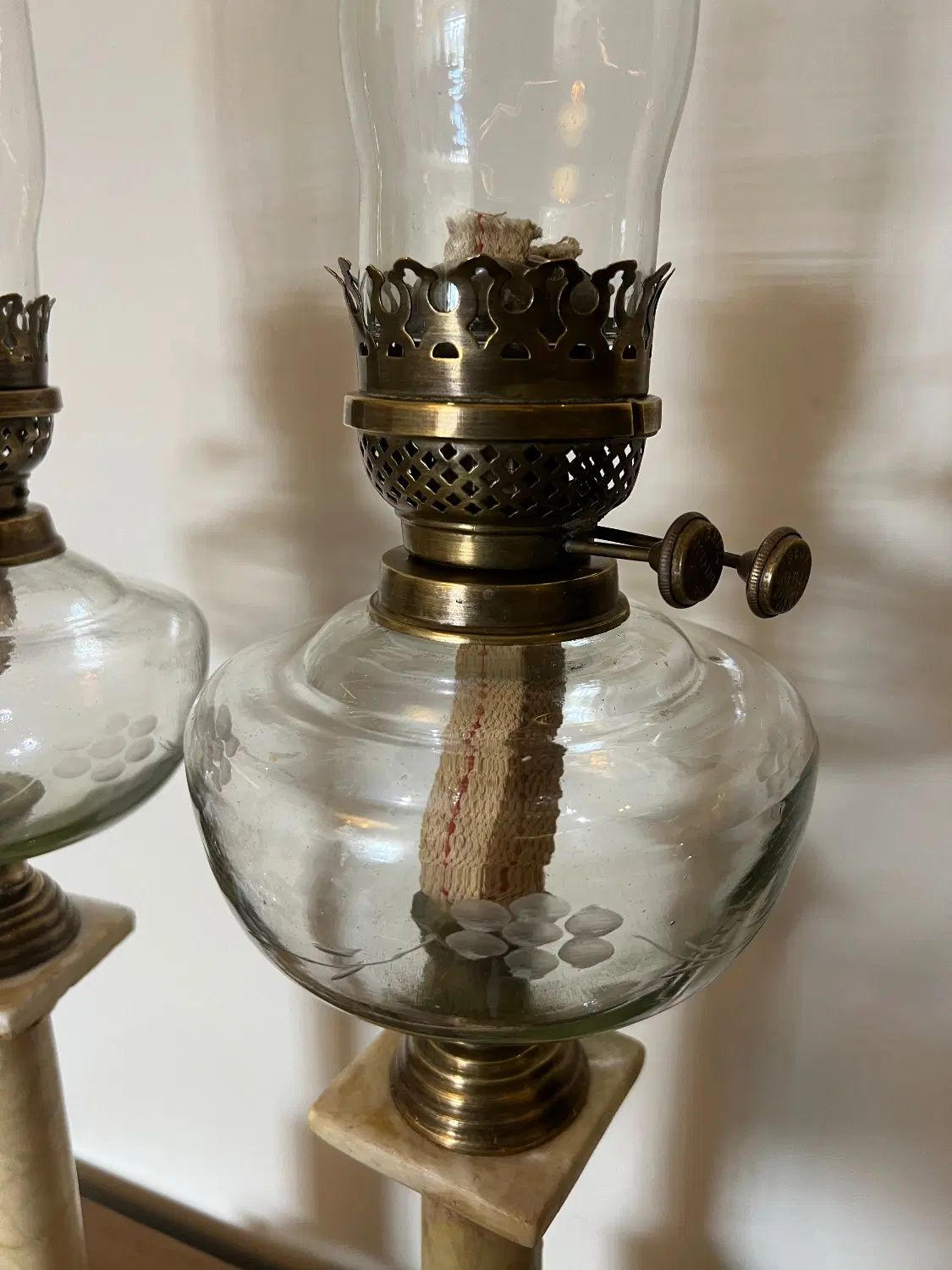 چراغ نفتی جفت ، لامپا ، دو فیتیله ، گردسوز عتیقه|کلکسیون اشیاء عتیقه|تهران, قیطریه|دیوار