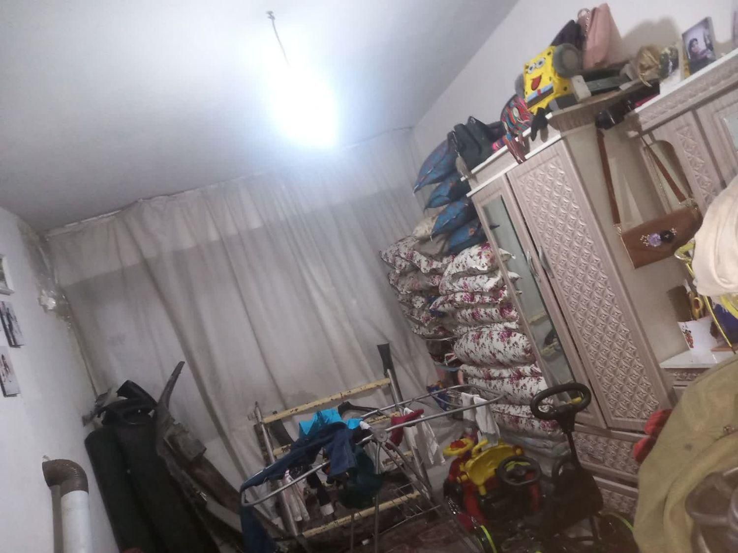 آپارتمان ۵۲ متری همکف با مستاجر|فروش آپارتمان|قرچک, مجتمع گلشهر|دیوار