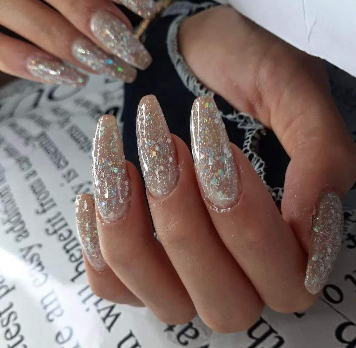 جشنواره یلدای۵۰٪درصدی کاشت ترمیم و اموزش ناخن|خدمات آرایشگری و زیبایی|رشت, فلسطین|دیوار