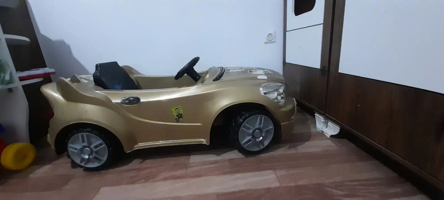 ماشین شارژی|اسباب‌‌بازی|کرج, شهرک پردیسان|دیوار