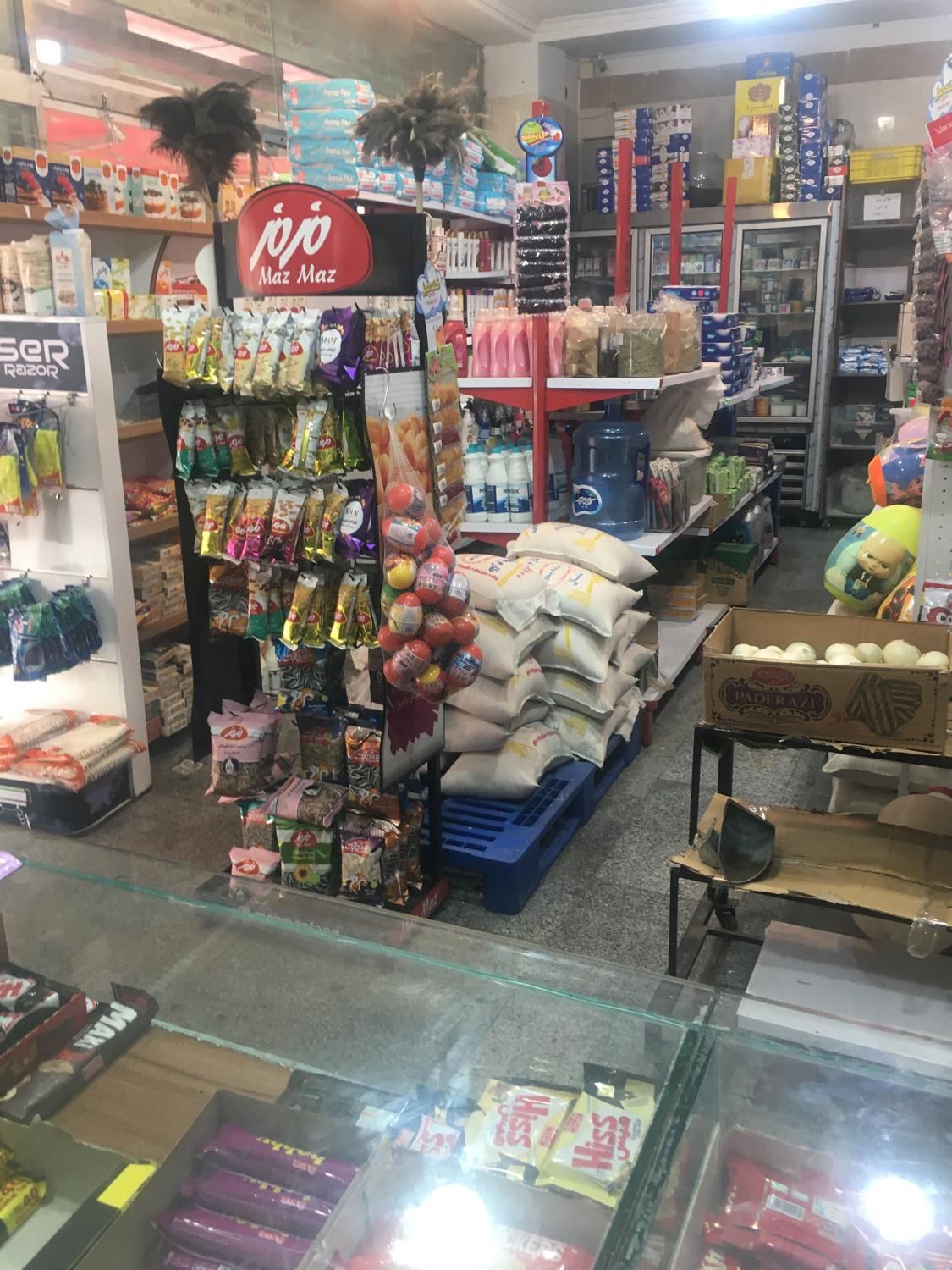 به کارگر ساده نیازمندیم|استخدام خدمات فروشگاه و رستوران|تهران, تهران‌سر|دیوار
