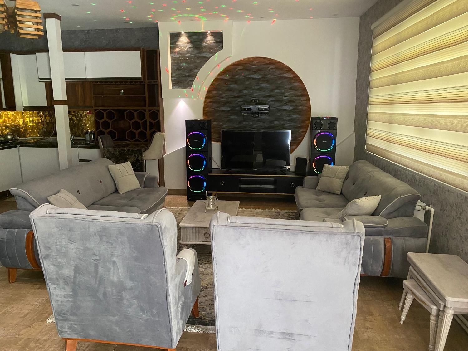 اجاره روزانه ویلا استخر دار تبریز باسمنج هروی|اجارهٔ کوتاهمدت ویلا و باغ|تبریز, |دیوار