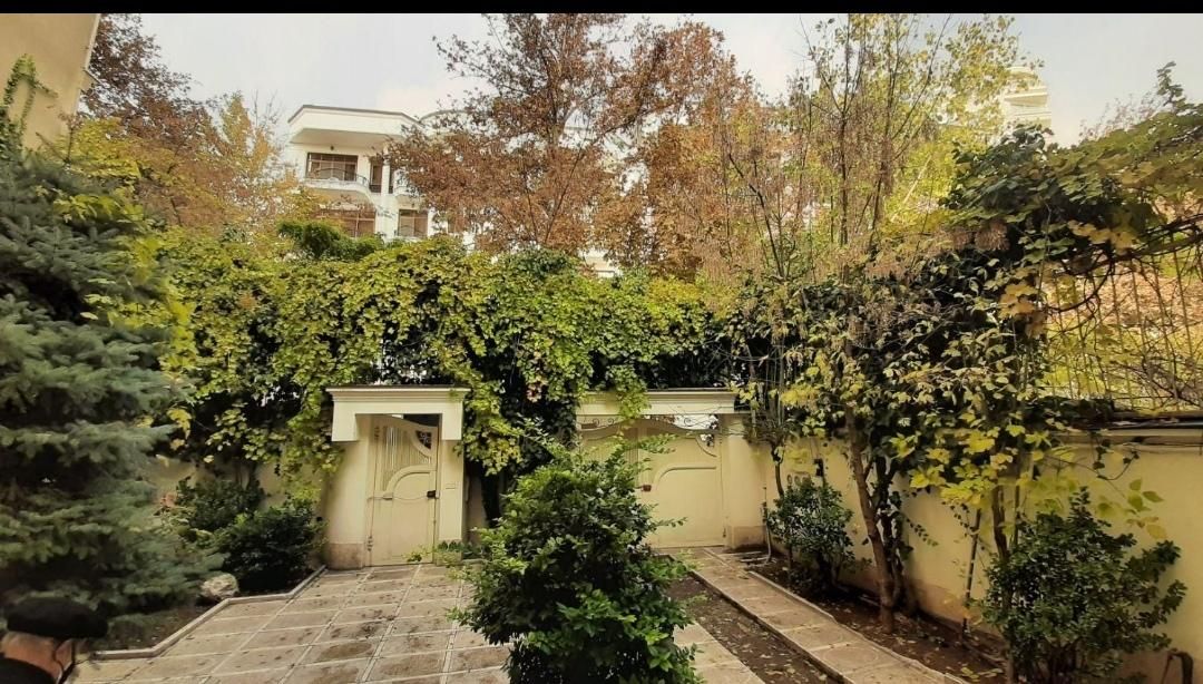 یک طبقه از ویلایی*ورودی مستقل ومجزا*حیاط در اختیار|اجارهٔ خانه و ویلا|کرج, عظیمیه|دیوار