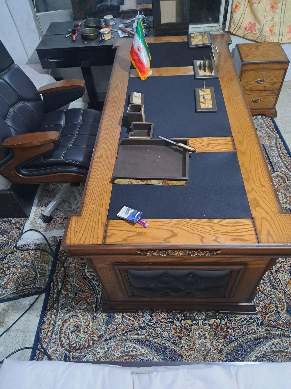 ست کامل میز صندلی مدیر کل ایتالیایی برند پارس فوفل|دفتر کار|اصفهان, باتون|دیوار