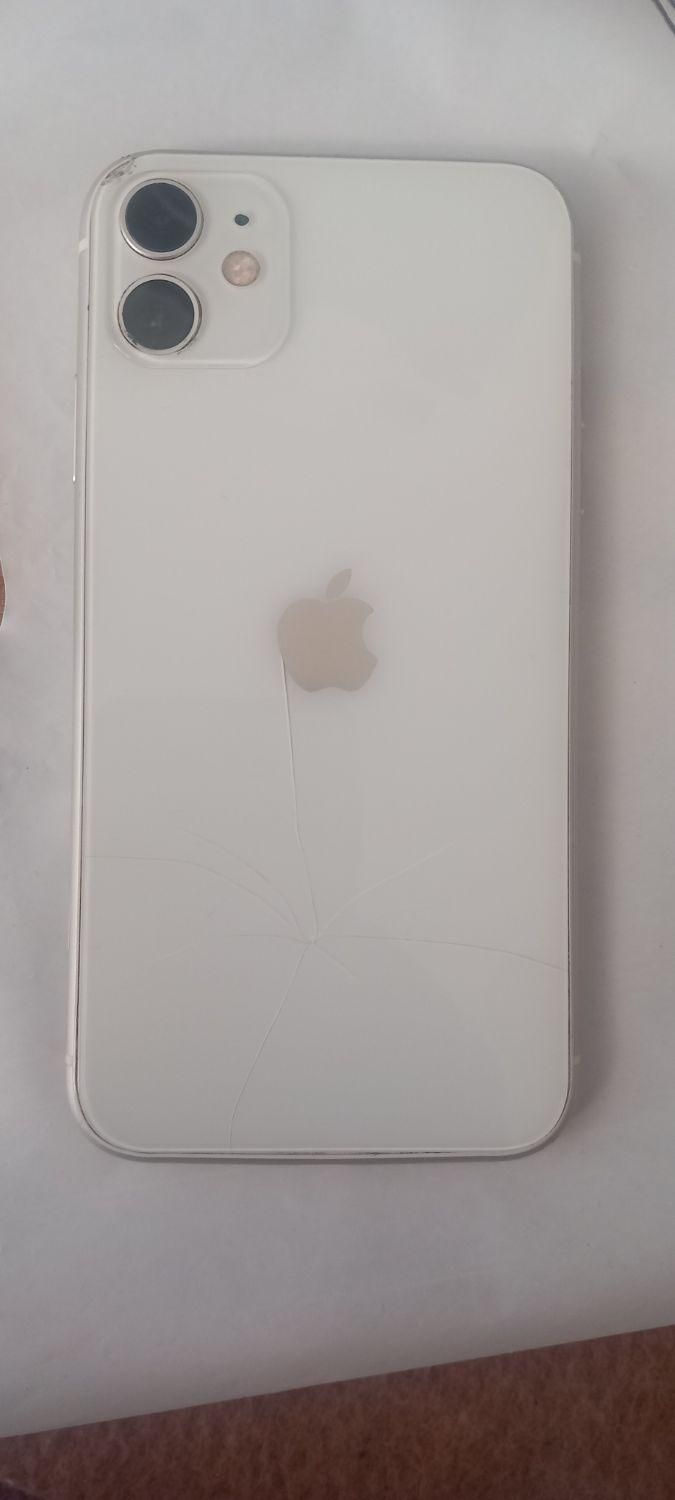 اپل iPhone 11 با حافظهٔ ۱۲۸ گیگابایت|موبایل|رباط‌کریم, |دیوار