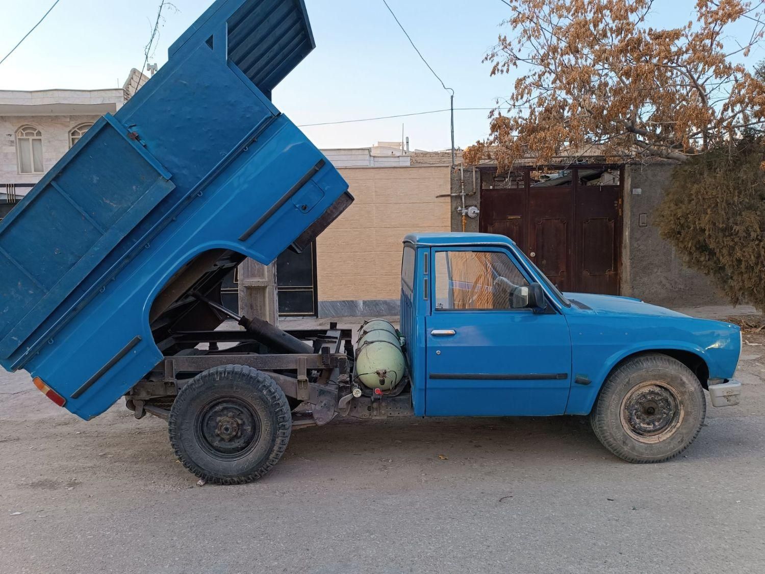 نیسانی تهیه و حمل ماسه آجر نخاله بلوک مصالح ساخ|خدمات حمل و نقل|شاهرود, |دیوار