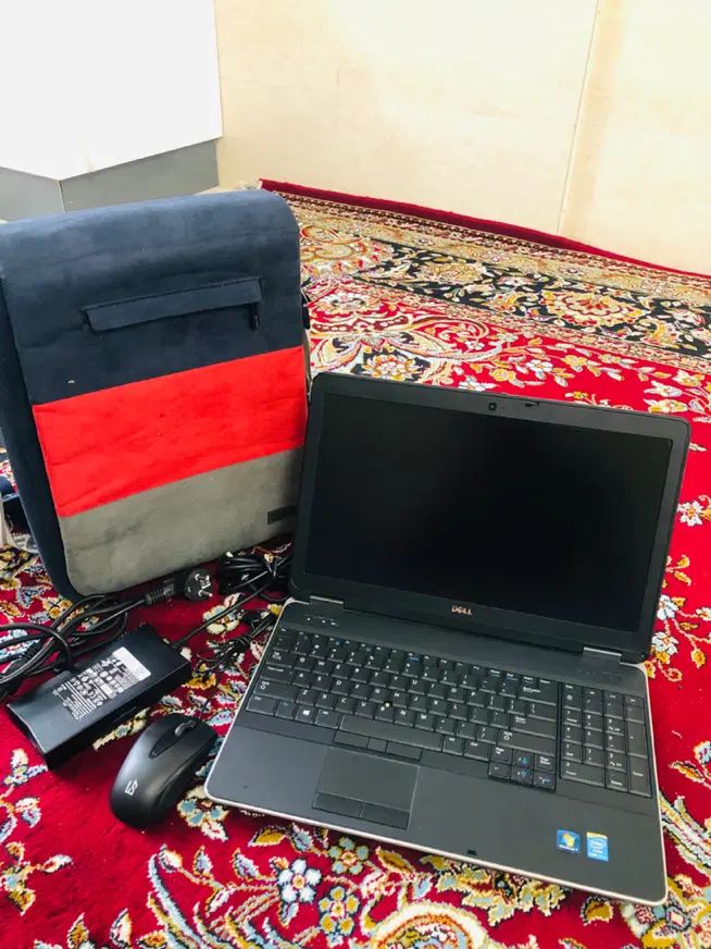 دل i7 نسل چهار / رم 8/ هارد 256 ssd/ گرافیک مجزا 2|رایانه همراه|تهران, سجاد|دیوار
