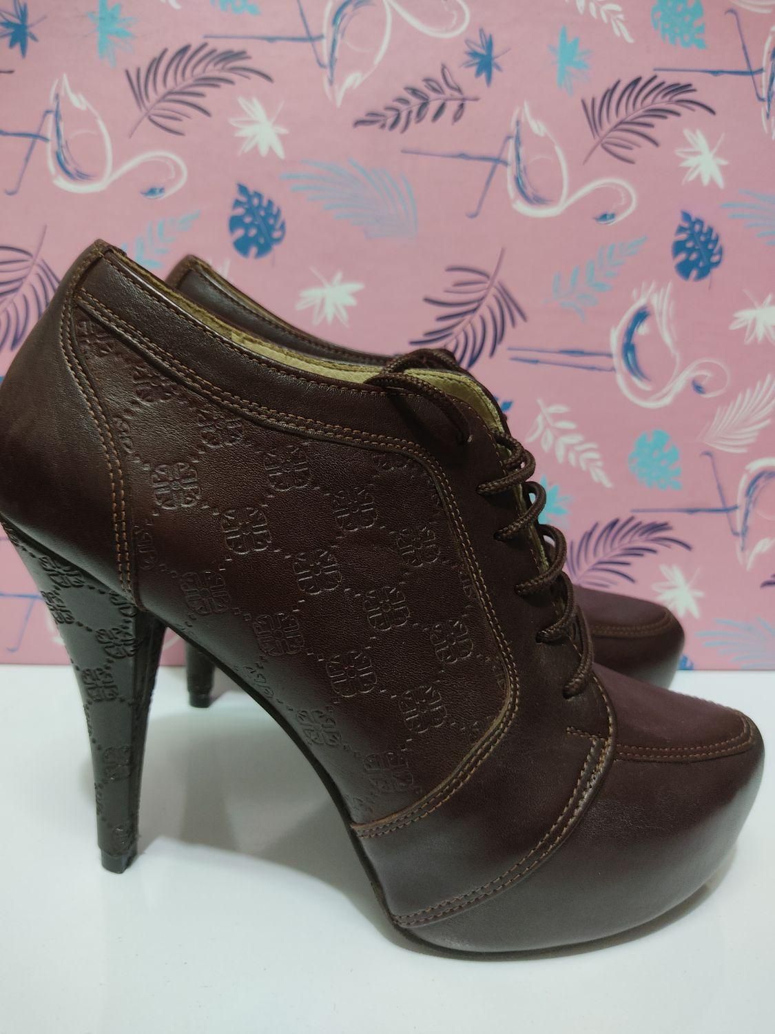 نیم بوت چرم اصل۳۸|کیف، کفش، کمربند|آستانه اشرفیه, |دیوار