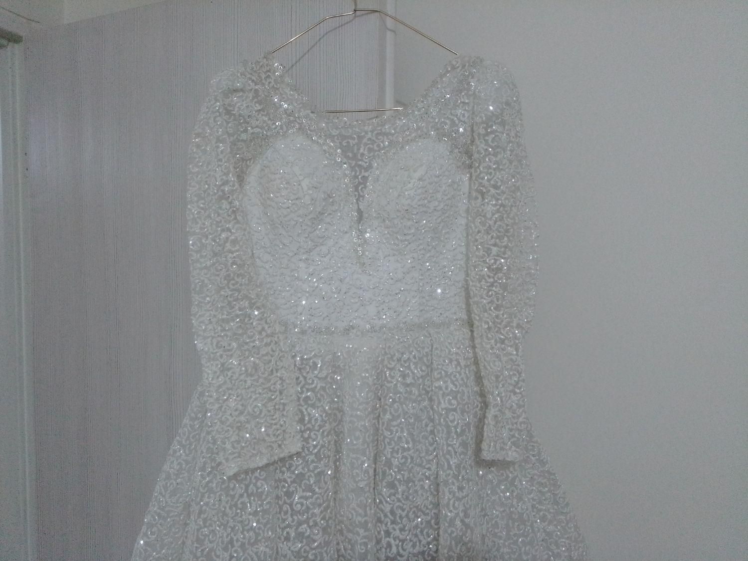 لباس عروس فروشی|لباس|دماوند, گیلاوند|دیوار