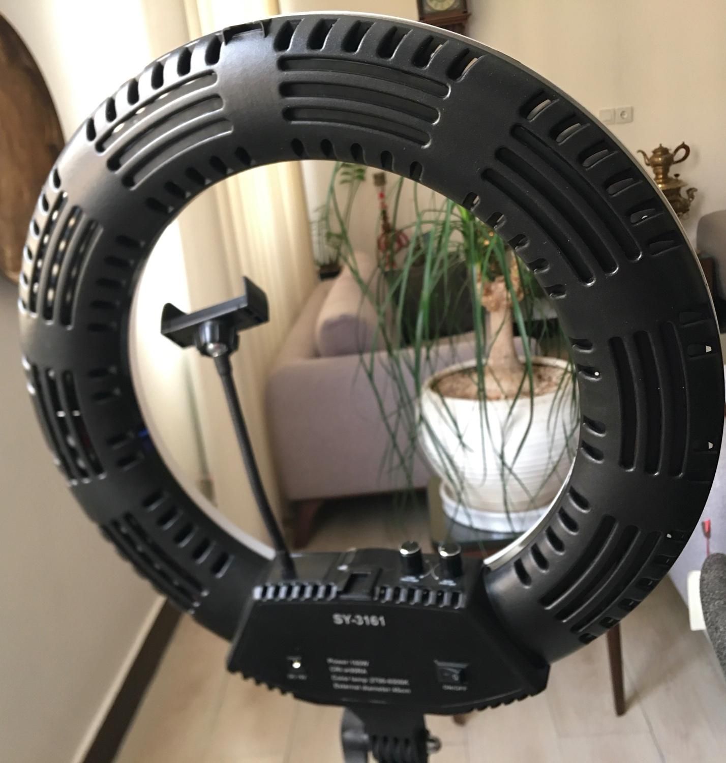 رینگ لایت با کیفیت و کاملا نو|دوربین عکاسی و فیلمبرداری|قم, پردیسان|دیوار