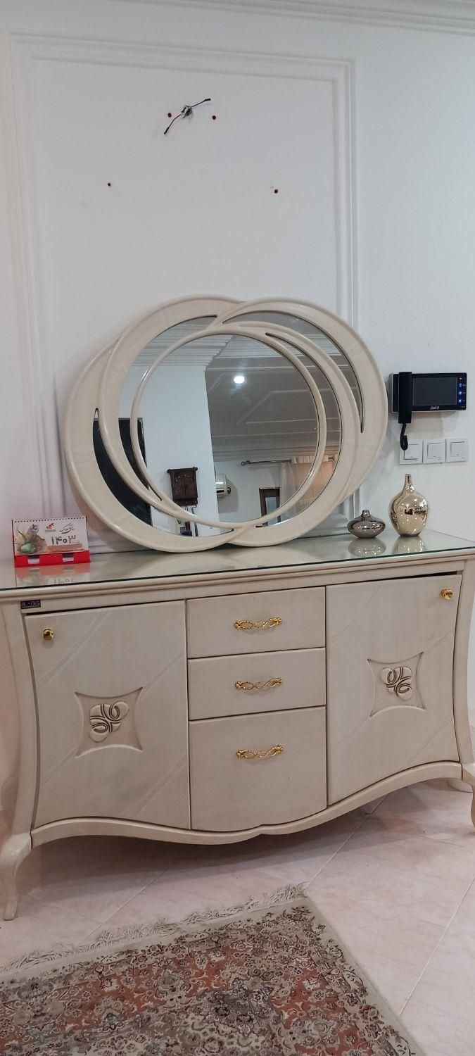 آیینه کنسول|بوفه، ویترین، کنسول|نوشهر, |دیوار