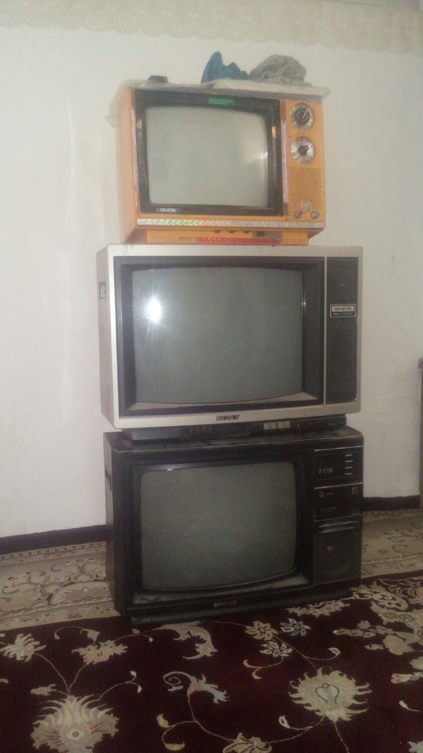 فروش تلفوزیون های عتیقه|تلویزیون و پروژکتور|اراک, |دیوار