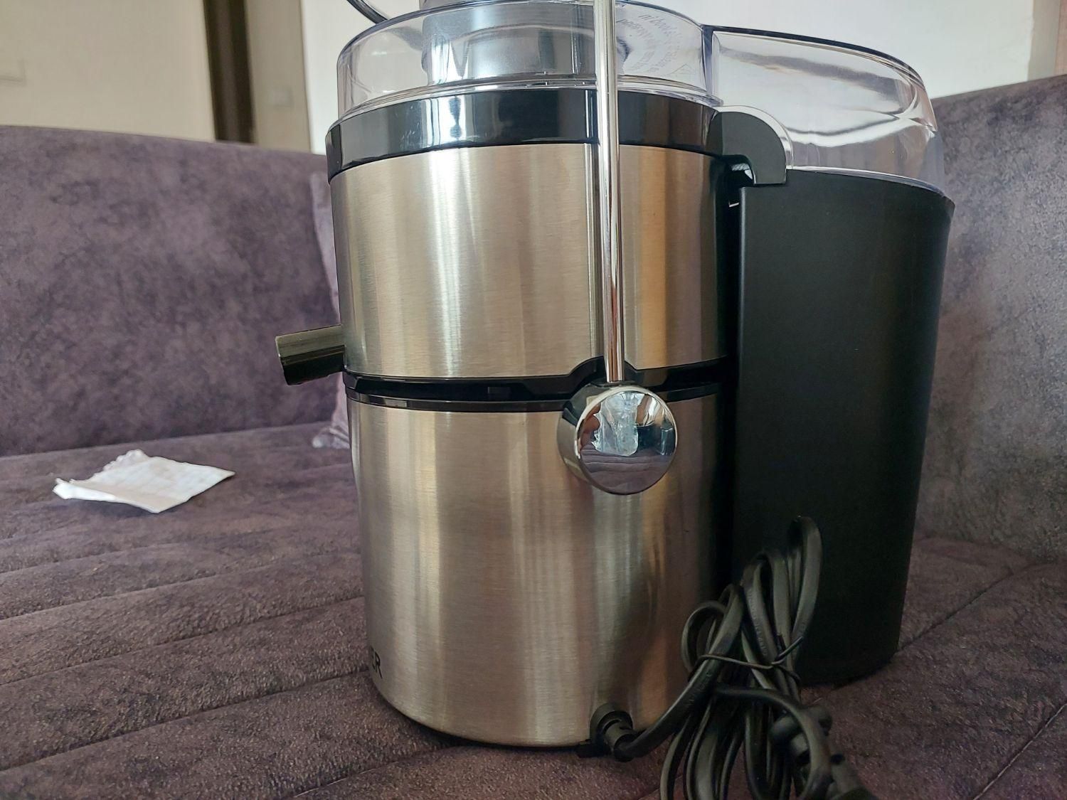 آب مرکبات گیر|آبمیوهگیر و آبمرکباتگیر|رشت, حومه رشت|دیوار