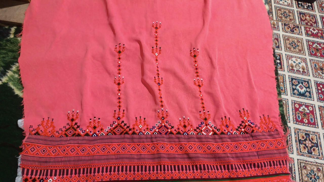 خیاط موسوم دوچ هستم، دوچگر سبزو دوچ|لباس|آزادشهر, |دیوار