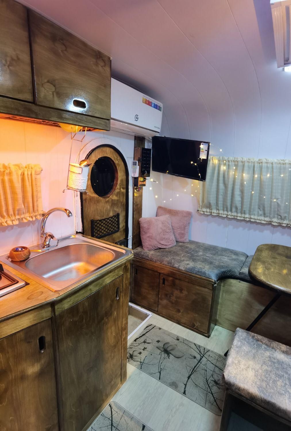 فروش کمپر و کاروان سفری و اغذیه سیار|قطعات یدکی و لوازم جانبی|مشهد, توس (بلوار توس)|دیوار