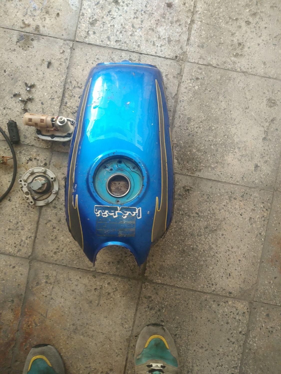 باک آبی متالیک رهروی اصل پمپ بنزین آمپر|قطعات یدکی و لوازم جانبی|تهران, خانی‌آباد|دیوار