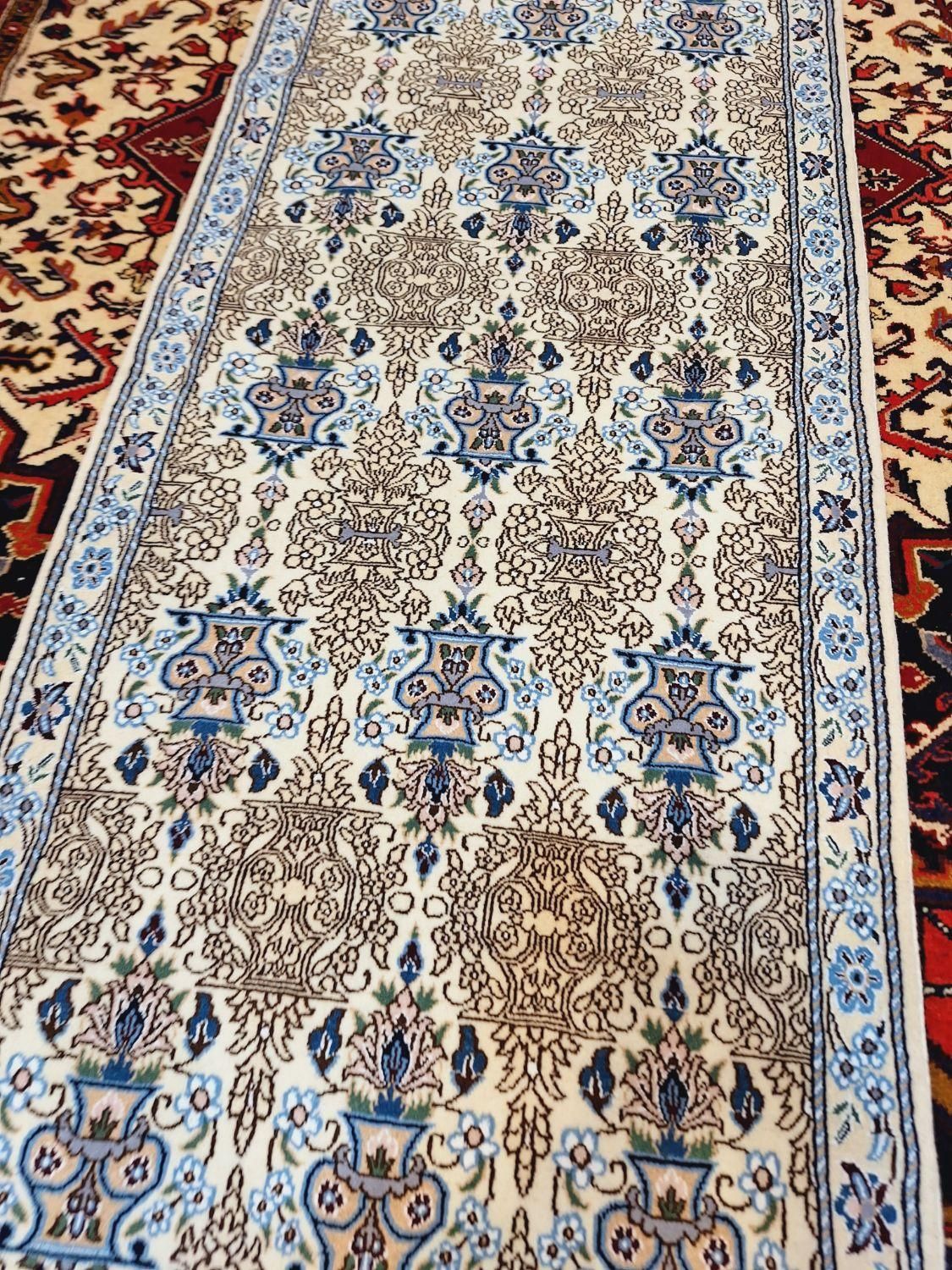 کناره دستباف نایین اصفهان کرم رنگ|فرش|تهران, اکباتان|دیوار