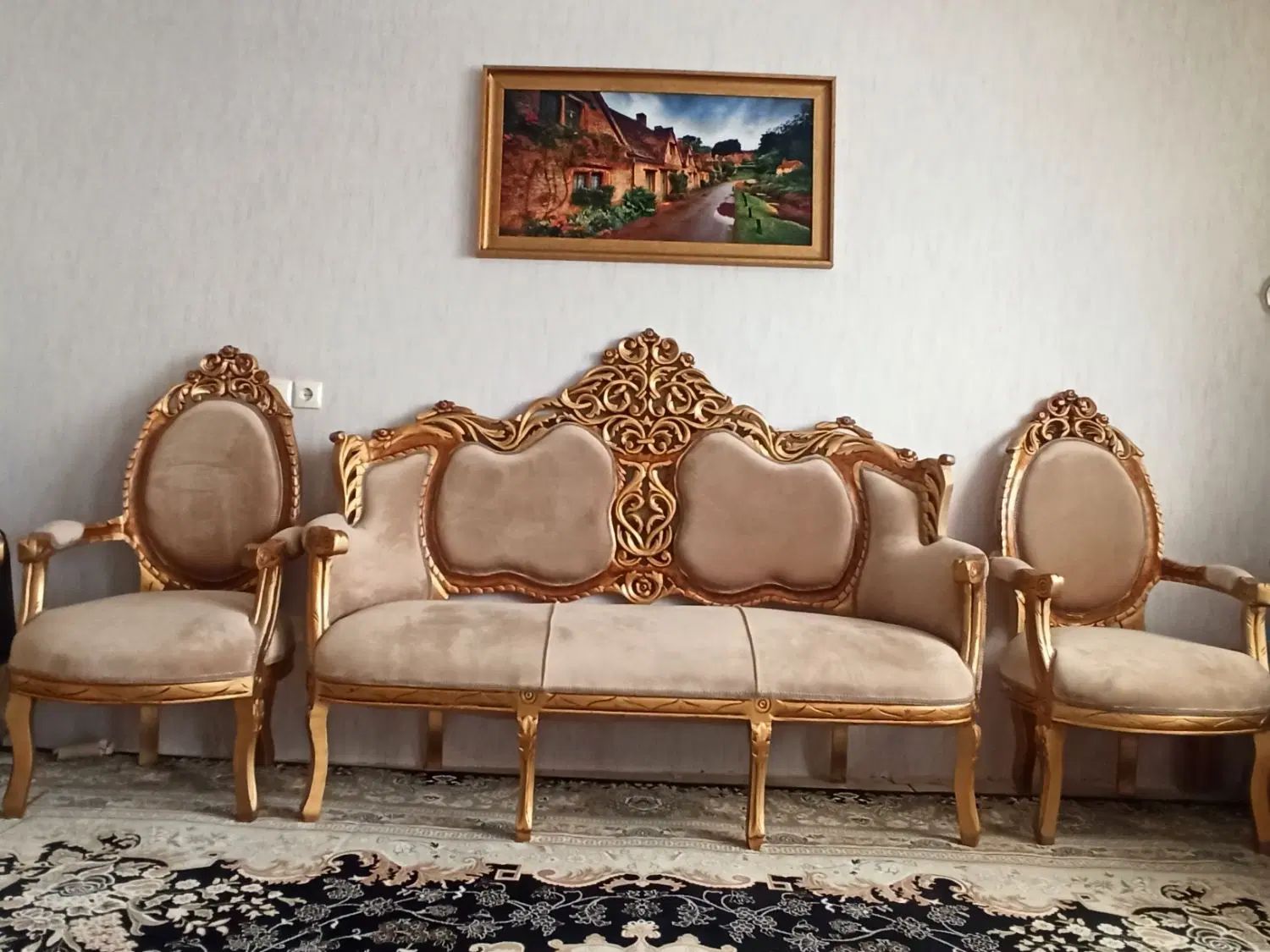 مبلمان 9نفره همراه با جلو مبلی و2تا میز عسلی|مبلمان خانگی و میز عسلی|قزوین, |دیوار